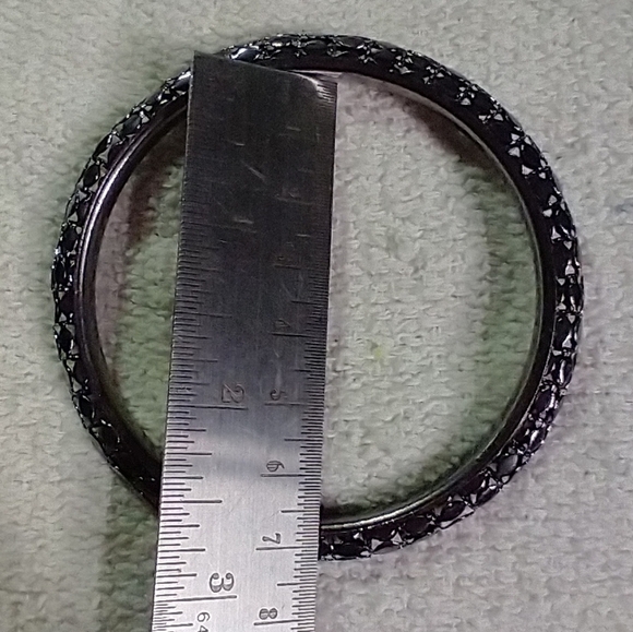 Gunmetal tone mesh solid Bangle bracelet metal - Picture 5 of 5